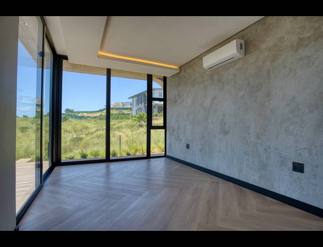 4 BEDROOM HOUSE FOR SALE IN SEATON ESTATE